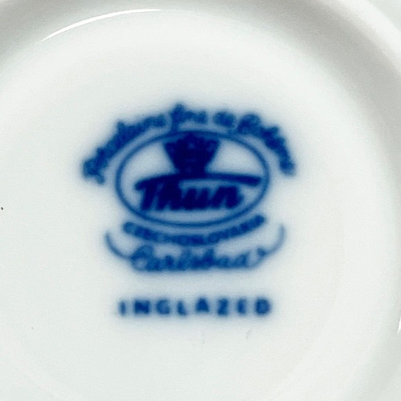 Thun Czech Porcelain Blue Onion Demitasse Cups & Saucers- 17 Sets Available - Picture 12 of 15